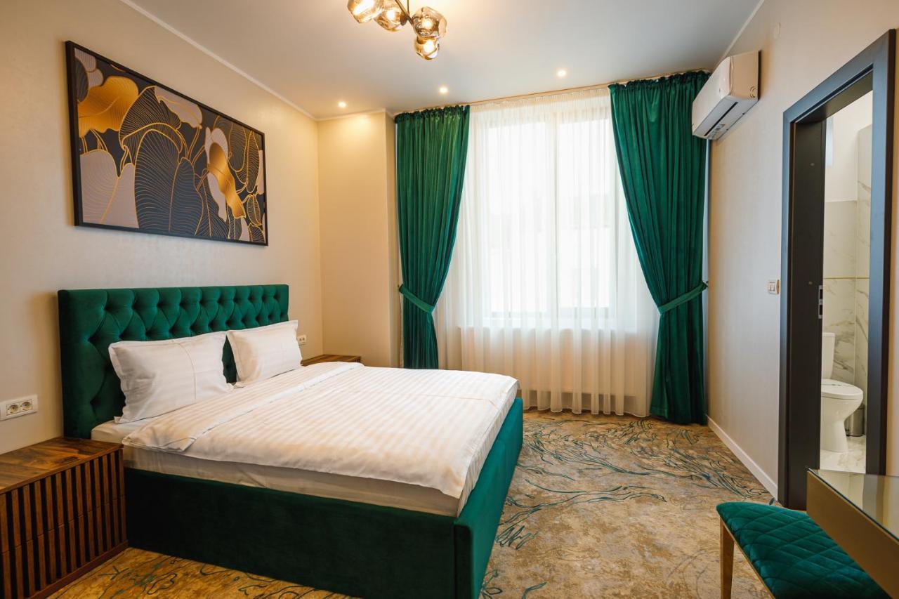 Motel Andra Tecuci Zewnętrze zdjęcie