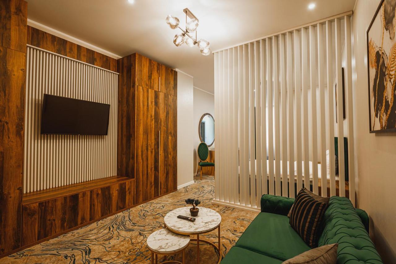 Motel Andra Tecuci Zewnętrze zdjęcie