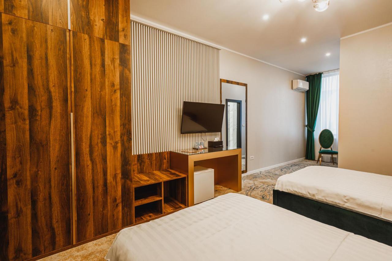 Motel Andra Tecuci Zewnętrze zdjęcie