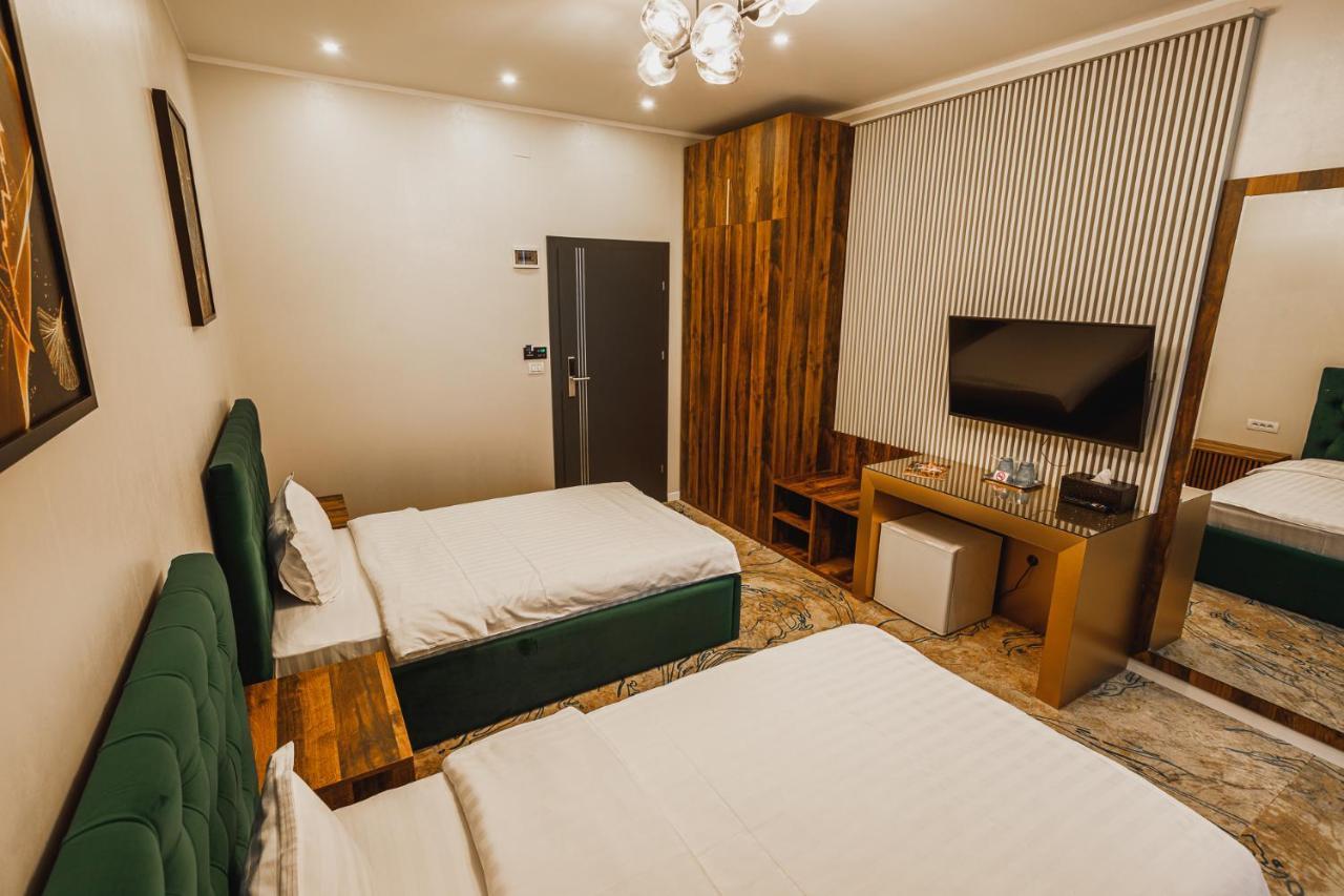 Motel Andra Tecuci Zewnętrze zdjęcie