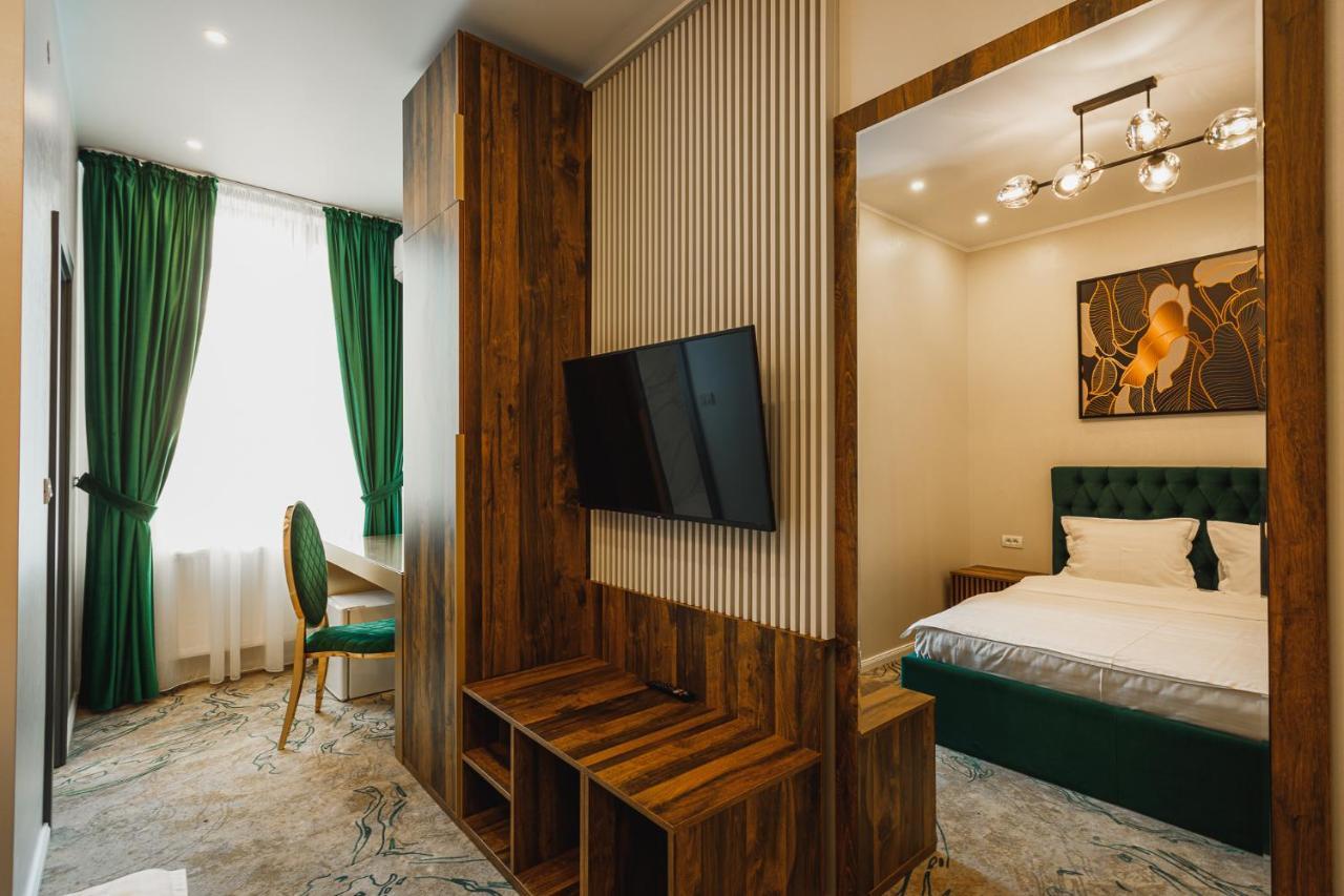 Motel Andra Tecuci Zewnętrze zdjęcie