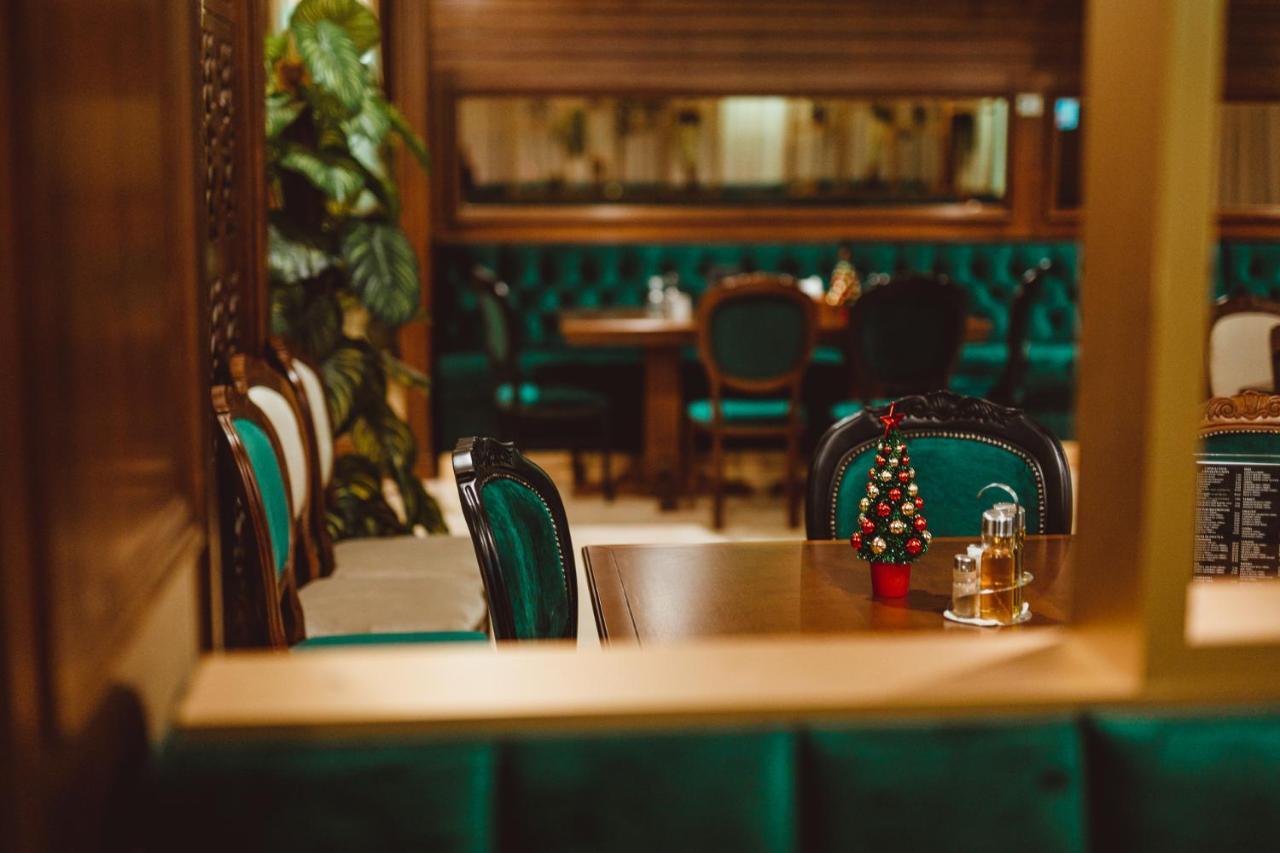 Motel Andra Tecuci Zewnętrze zdjęcie